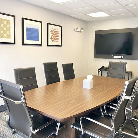 Holiday Inn Express Hotel & Suites Clewiston By Ihg Buitenkant foto