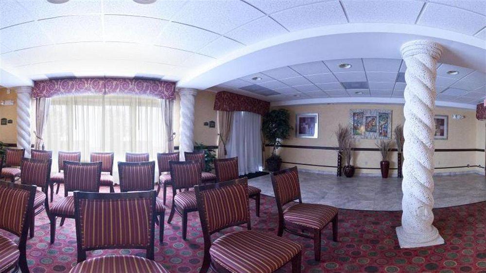 Holiday Inn Express Hotel & Suites Clewiston By Ihg Buitenkant foto